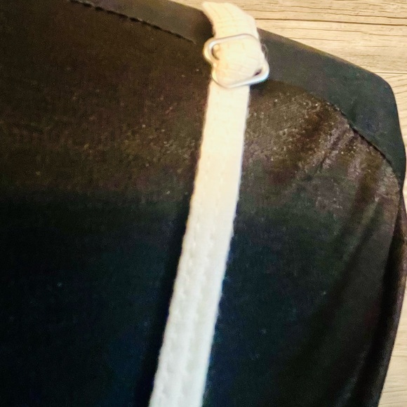 NWT Boys Lie White Ribbed Tank Top Size M/L Crop Top Rhinestone adjustable strap - Picture 9 of 14